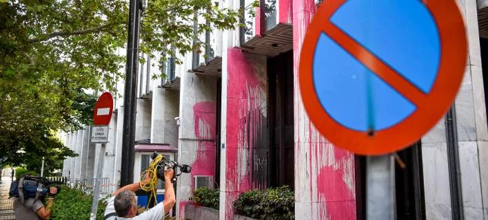 Η ΕΛΑΣ συνέλαβε τον… οπερατέρ του Ρουβίκωνα – Λίγο μετά το «ντου» στο ΥΠΕΞ